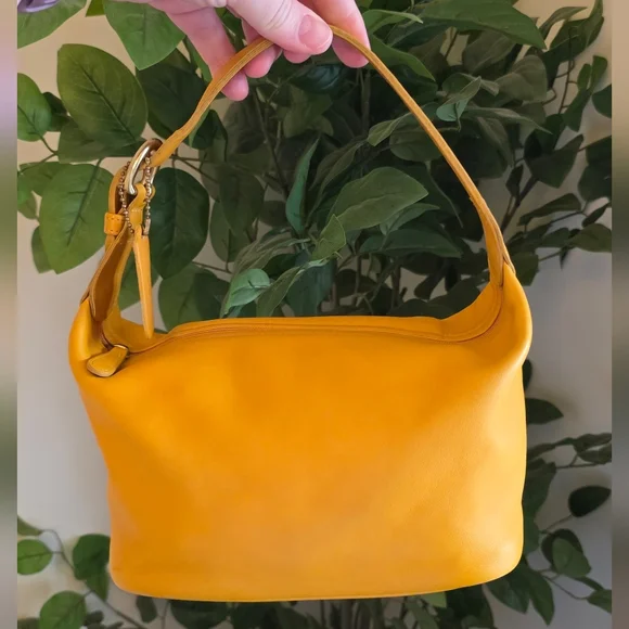 Coach Vintage Soho Mini Hobo Mustard 4145 - Picture 2 of 9